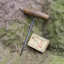 alter Holzbohrer kleiner